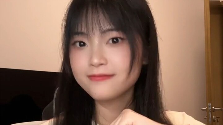 يتميز بالارتباك وانعدام التنسيق الحركي.