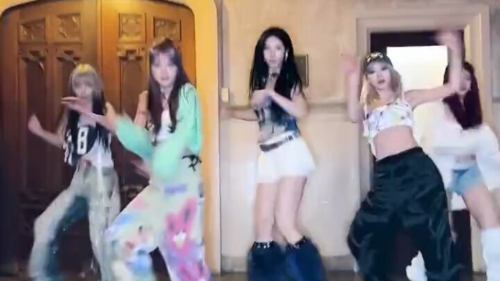 LE SSERAFIM《EASY》 تحدي الرقص