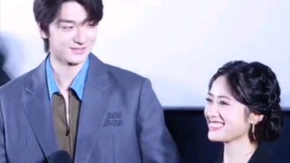 Shen Yue: Lin Yi adalah aktor paling tampan yang pernah bekerja dengan saya! Kalian berdua manis sek