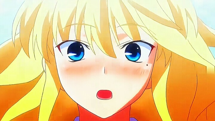 She’s been eyeing me since I was a kid—what a rich lady!