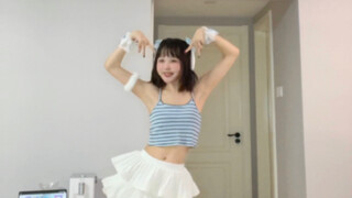 Dance Poppy with Yugui Dog! STAYC's cover of 'POPPY'