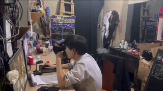 When the master controller forgets to close the door #EscapeRoom #LongVineHauntedSchool #NoLegDistin