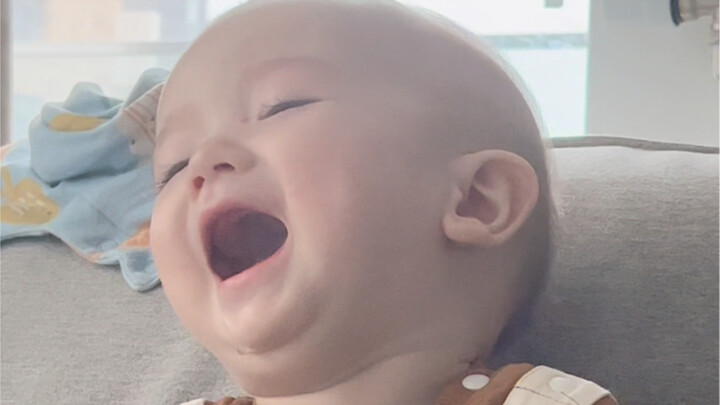 Turns out human babies have their own sense of humor—how can such a little one already get the jokes
