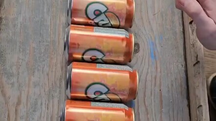 Lăn chai xuống núi dao – khoảnh khắc giải nén bùng nổ!