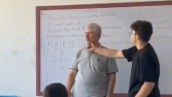 【Thiếu Hiệp S】đã cập nhật một video mới, nhanh đến xem ngay!