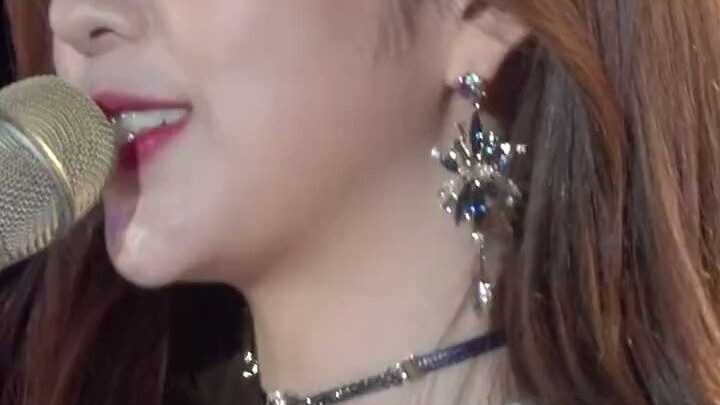 裴珠泫✖️王嘉尔  永远忘不了那个晚上，他救了她，她一晚上看他眼里都有光。