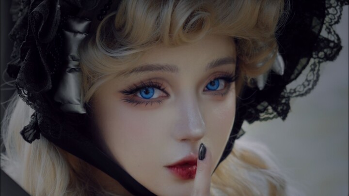 Dalam keluarga, hanya satu dari si kembar yang bisa bertahan hidup… Apakah yang selamat itu si hitam