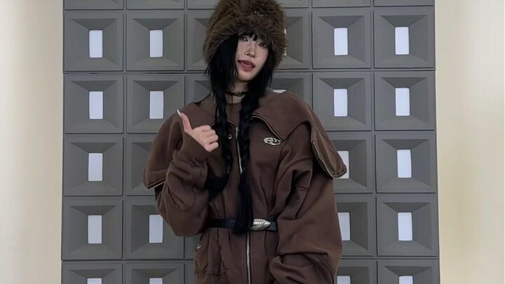 حول أهمية الإكسسوارات.. إن دور الإكسسوارات في إبراز الأناقة يحدد أسلوب الملابس بشكل عام!