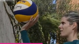 Bạn có thể tập luyện một mình ở nhà! Tự dịch bài huấn luyện vận động viên bóng chuyền không gian nhỏ