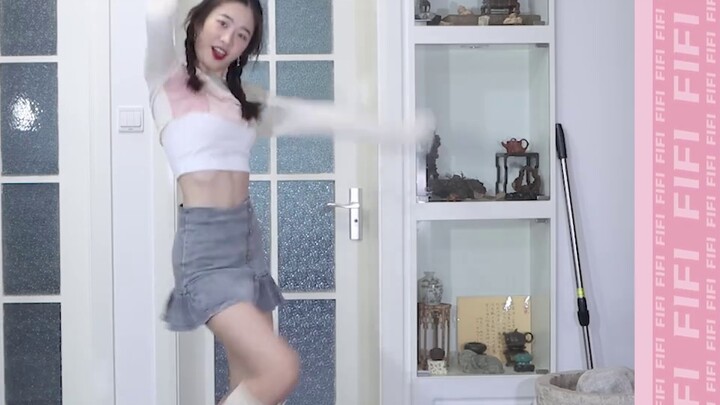 【فيفي】رقص جديد على أغنية BLACKPINK "Lovesick girls" لطيف ورائع!