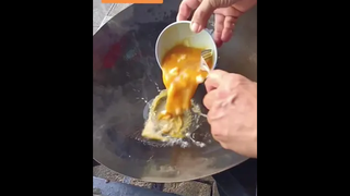 ไข่ข้นปะทะไข่เจียวอันไหนชนะ