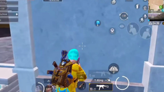 PUBG Mobile _ Lần Đầu Gặp Con Gái Vô Duyên Như Thế Này - Combo Oggy Gặp D__gy _v