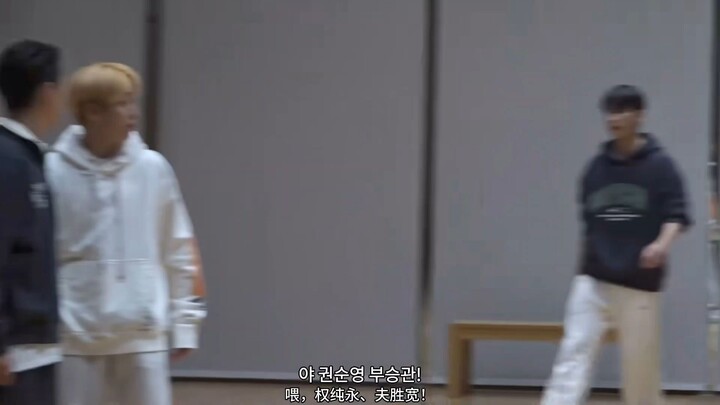 Katanya akan istirahat bersama, ternyata malah saling bersaing