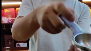 Left wind ~ right thunder, can move as you wish, the most powerful magic weapon of the Feather Clan,