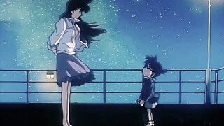 Xiaolan was also scared, but she still came out to look for Conan.