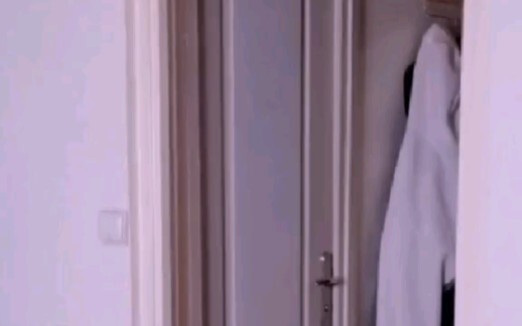 Why did it take so long to subdue the criminal?