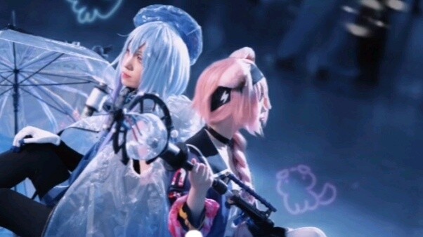 Hãy đến và xem phiên bản sân khấu siêu dễ thương của "Loveit" của Shuiyue và Chengshan! Đây là sân k