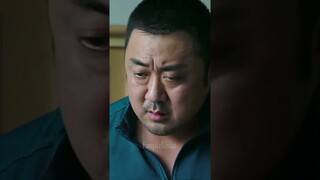 He found a hidden cam in girl's washroom😰#leesangyeob #madongseok #kimsaeron #kmovie #favpickedit