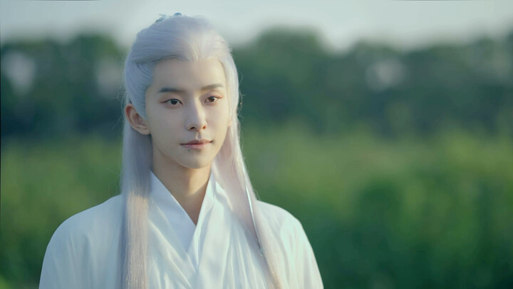 If it were to see you, I’d run!