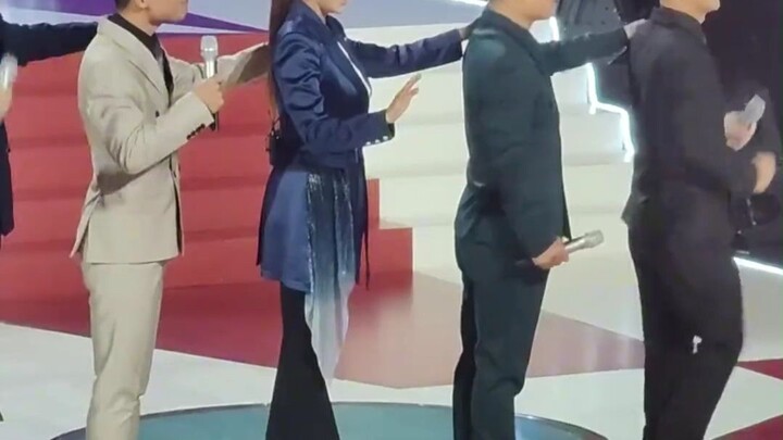 สถานีโทรทัศน์แต่ละช่องก็มีซีรีส์ของตัวเอง