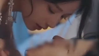 Gadis mabuk tidur dengan CEO, tapi CEO memintanya untuk menikah