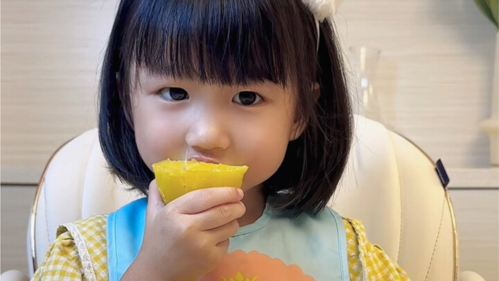 Hôm nay điều chỉnh ghế ăn cao lên