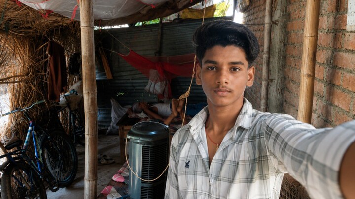 my first blog #ham kaha and kesa rahta hai yea batay hai is blog ma # please full watch #🤪🤪
