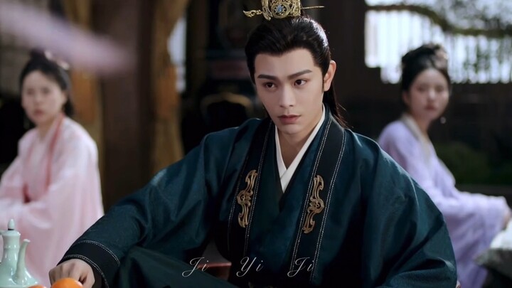 الوردة التي ربيتها تحمل بالطبع بصمتي.