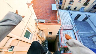 Lupa ambil makanan dari oven? Pulang dengan parkour! Barcelona Parkour