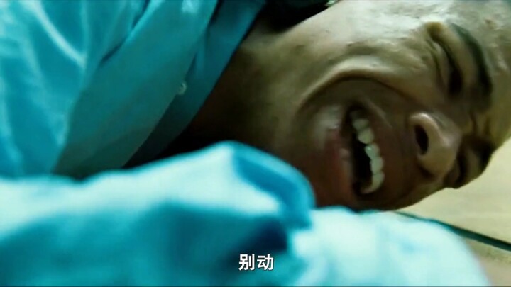 Người Moor vào cửa hàng trộm đồ bị bắt, nhưng lại bắt chủ tiệm phải bồi thường cho túi của anh ta!!