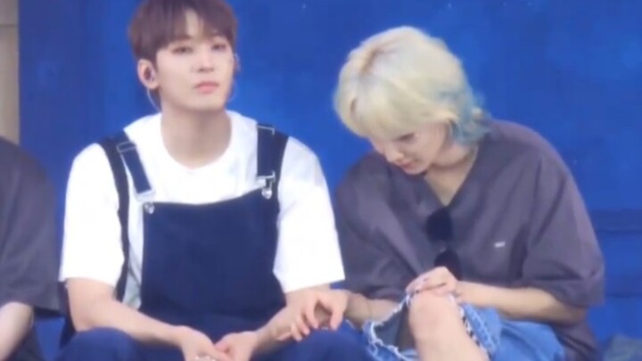Jinghan yanks a thread from his own pants and piles it onto Wonwoo’s lap hahahahaha.