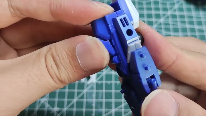 [Cloud Model Play] Let me put it together and watch! The number of parts of the MB style blue heresy