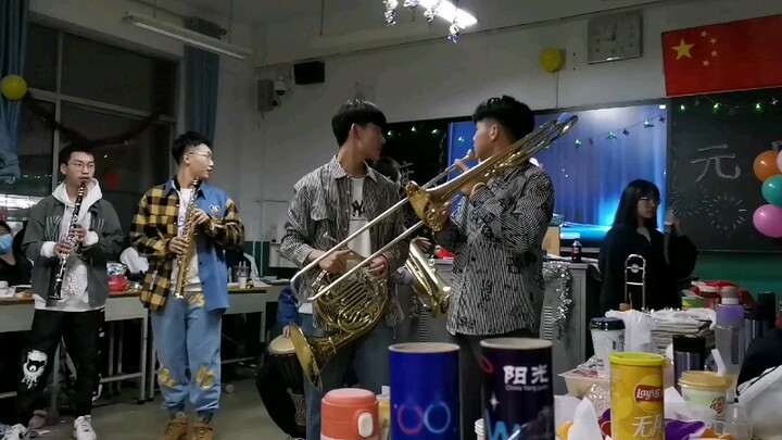 名侦探柯南主题曲-管乐版！！！
