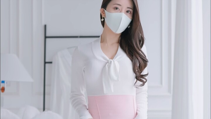 Rose’s elegant and beautiful outfit