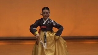 Korean folk dance - fan bone - Korean traditional fan dance