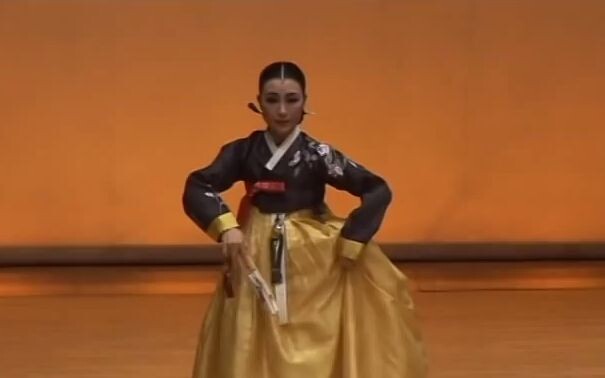 Tarian rakyat Korea - tulang kipas - Tarian kipas tradisional Korea