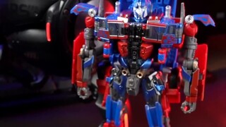 Siapa yang bisa menolak Optimus Prime! ?