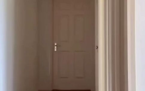 [HP] The difference in how Snape walks compared to others.