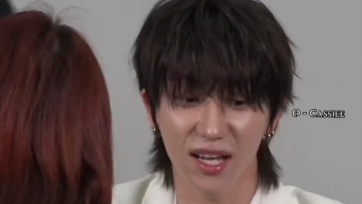 Minghao memang selalu begitu: membimbing para penggemar ke jalan yang benar dan memberikan energi po