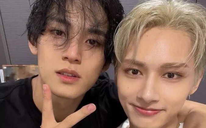 (Min Hui) "I'm a younger brother too, big bro—can you please love me just a little bit more?"