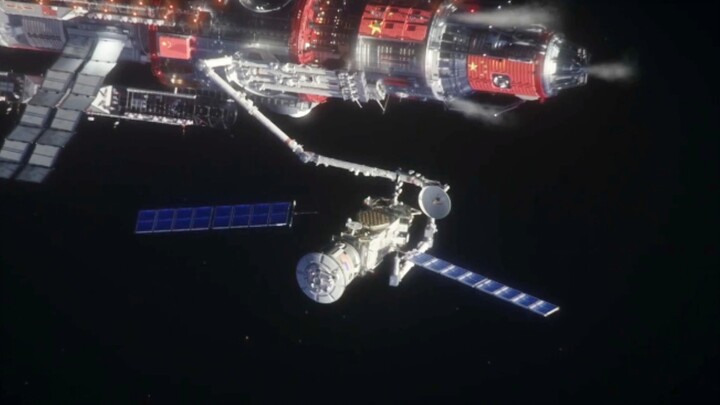 美国的卫星刚发射成功，结果就被机械臂切断了双翼