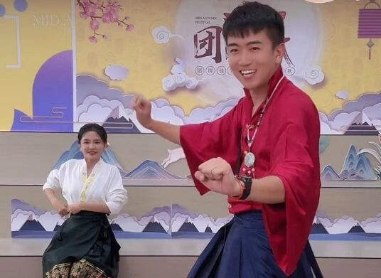 陈翔六点半 王炸 米线 黑桃A
