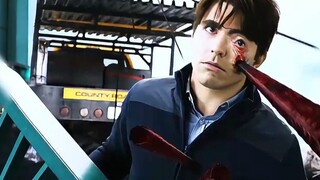 平静的大桥上突然刮起一阵阴风，随后正被切割的裂缝就不受控制的开始蔓延