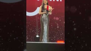 "เบลล่า ราณี"  คว้ารางวัล "เกียรติยศ ทรงคุณค่าตลอดกาล" งานประกาศรางวัลคมชัดลึกอวอร์ด ครั้งที่ 20