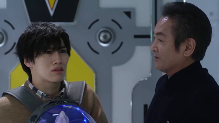 Ultraman Trigger/Ultraman Trigger PV2 Phiên bản lồng tiếng Trung Quốc