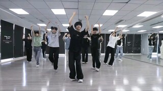 [Fourth Generation] Fei Zong! Since the fourth generation is doing audition dance groups, why not st