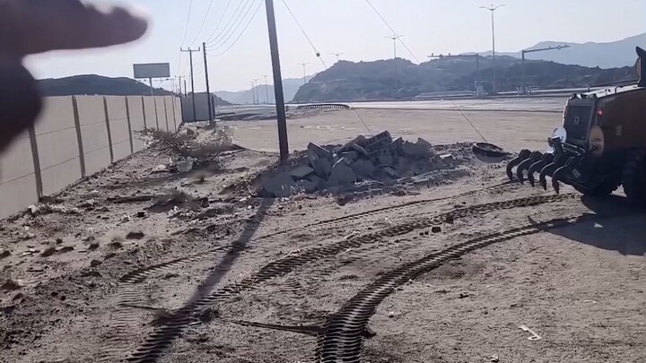 Saudi Arab subah 6:00 baje gadi start karte samay yah kya video banaen