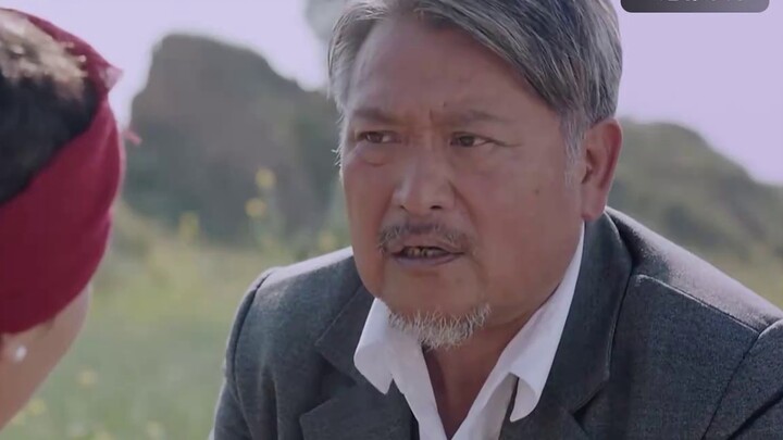 There's a wedding photo of two women on the heroine's bedside! You may have never understood "Donkey