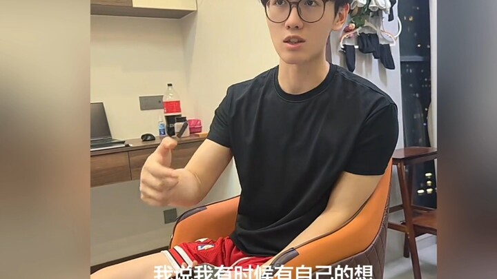 Mom complains that her son talks to her just like her husband, and netizens couldn’t stay silent…