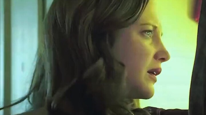 Nonton habis “Bersembunyi” dalam sekali duduk: Satu keluarga bersembunyi di sumur selama 380 hari un